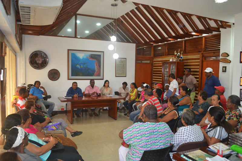 170 familias de San Andrés cumplirán su sueño de mejorar sus viviendas gracias al Gobierno Departamental
